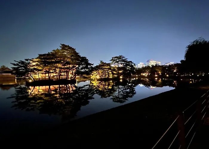 Villa Gyeongbokgung House *