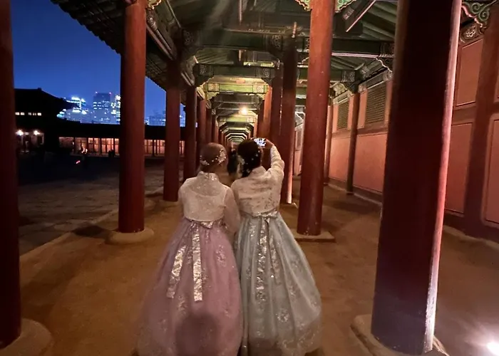 Gyeongbokgung House Villa Seoul